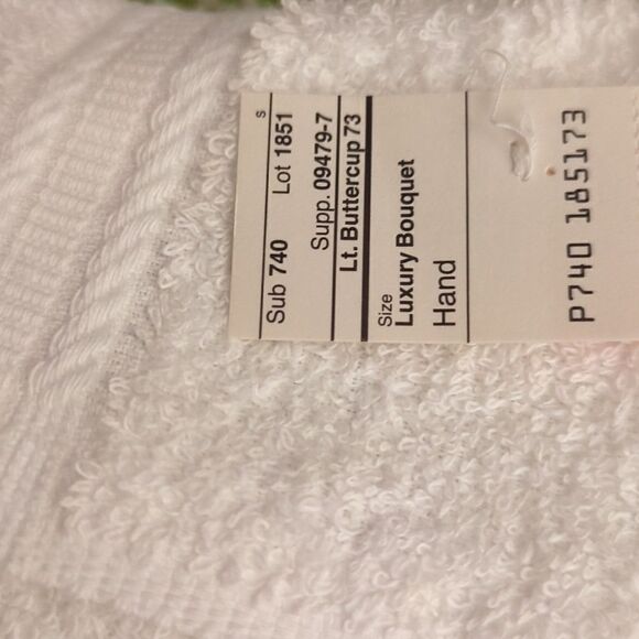 Vintage Canon white towel set‎ with floral and butterfly print - Picture 7 of 11